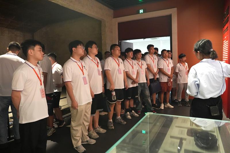 2024年7月25日，公司組織新入職員工到楊開慧紀(jì)念館接受愛國主義教育